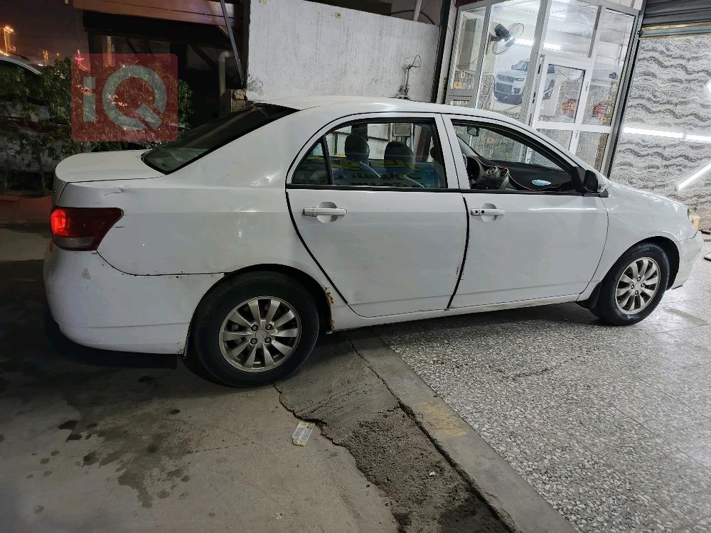 بی وای دی G3